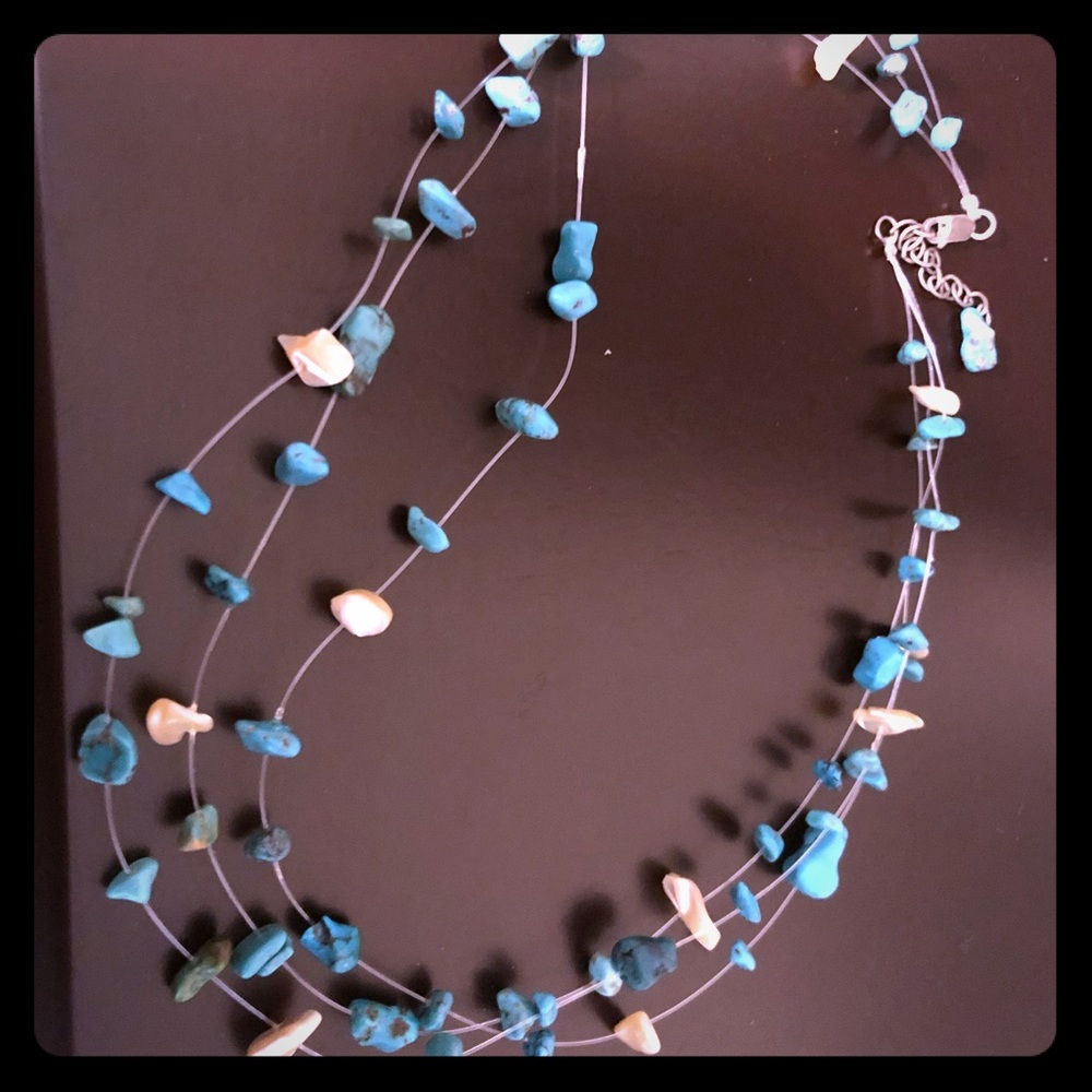 Beautiful silpada floating turquoise necklace